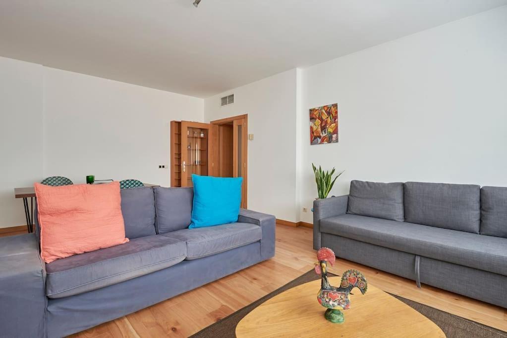 Modern Apartment In Parque Das Nacoes Lisbona Esterno foto